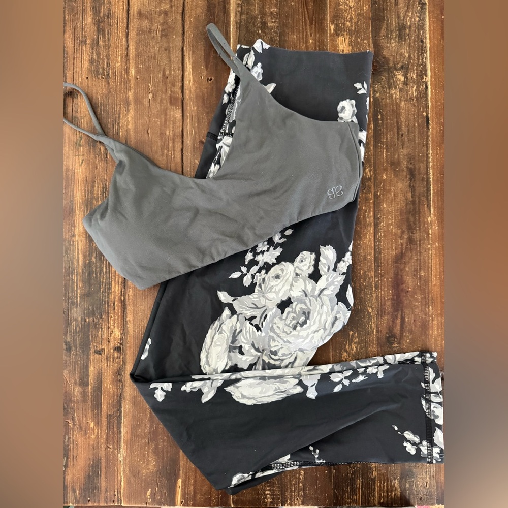 2 piece! Albion fit Antigua Slate Compression leggings and Stay Bra in C…